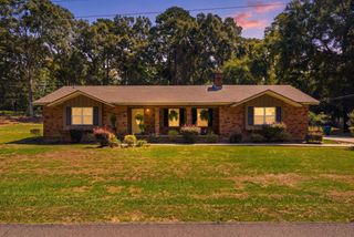 100 Mozingo Drive, Petal, MS 39465