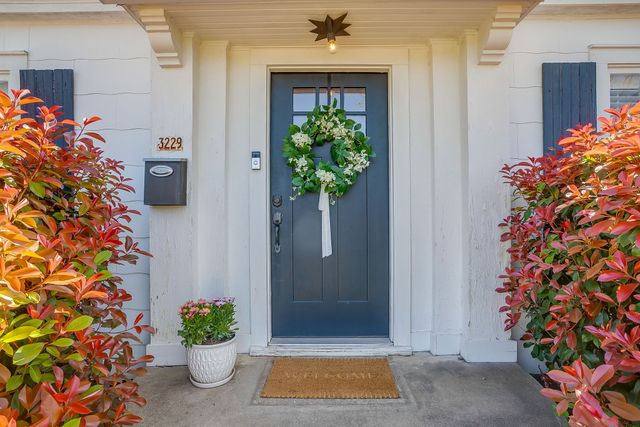 3229 8th Avenue, Fort Worth, TX 76110