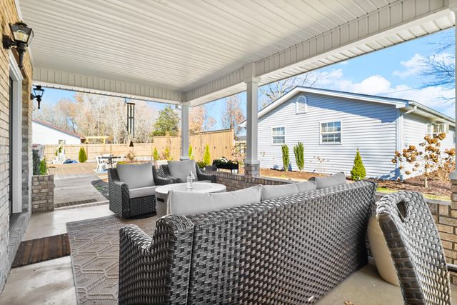 288 Golden Eagle Drive, London, KY 40744