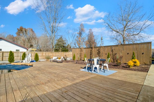 288 Golden Eagle Drive, London, KY 40744