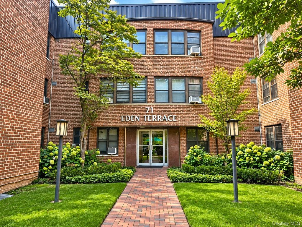 71 Grace Avenue 1L, Great Neck, NY 11021 — exterior