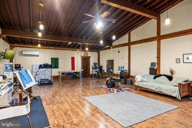 863 MCKENDIMEN RD, Shamong, NJ 08088