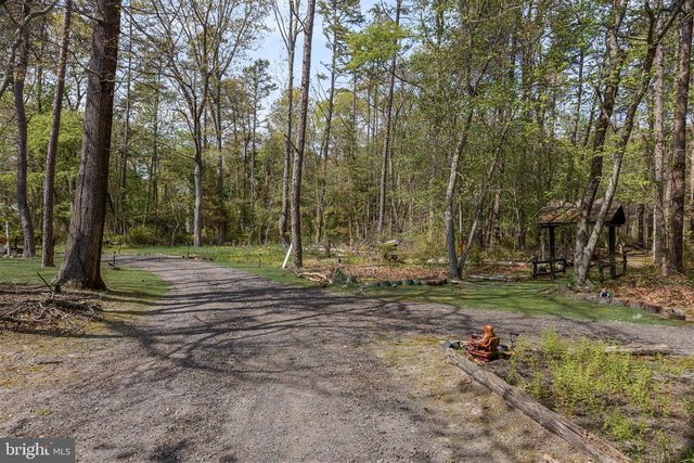863 MCKENDIMEN RD, Shamong, NJ 08088