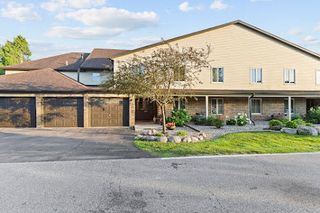 5000 Spinnaker Lane, Crown Point, IN 46307