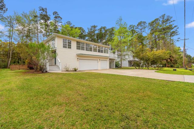 1015 Hagley Dr., Pawleys Island, SC 29585