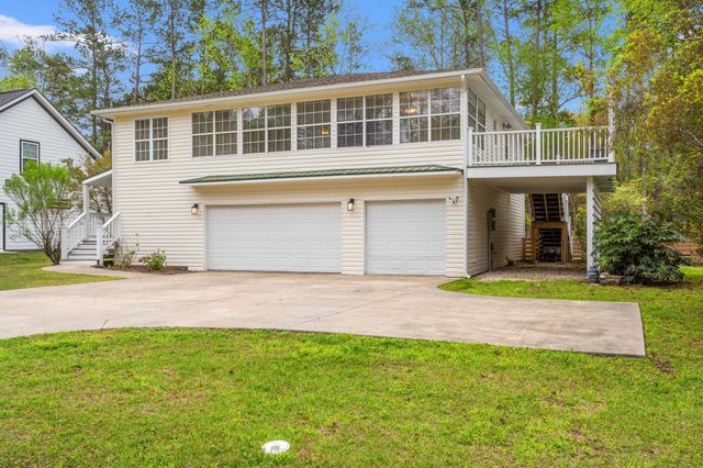 1015 Hagley Dr., Pawleys Island, SC 29585
