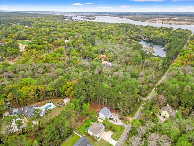 1015 Hagley Dr., Pawleys Island, SC 29585