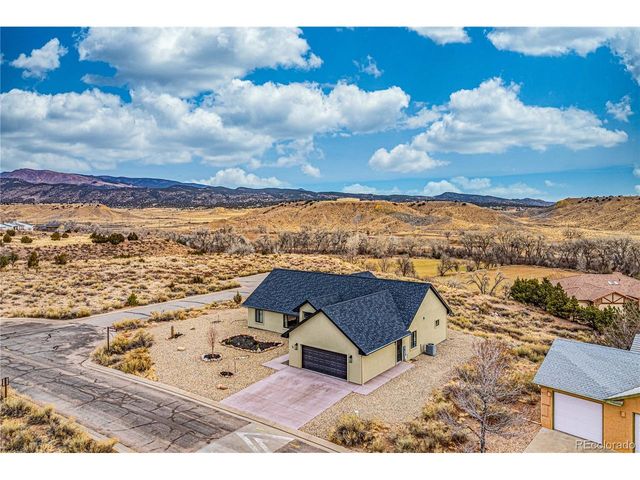 14 Sunrise Mesa Cir, Canon City, CO 81212