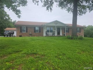 1118 Emerald Drive, Moscow Mills, MO 63362