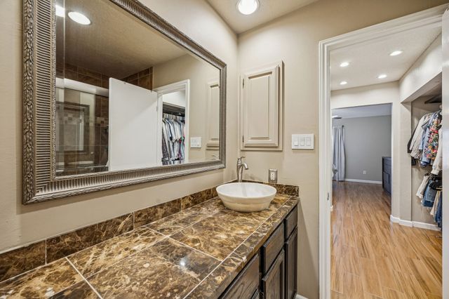 2204 W Park Boulevard 2301, Plano, TX 75075