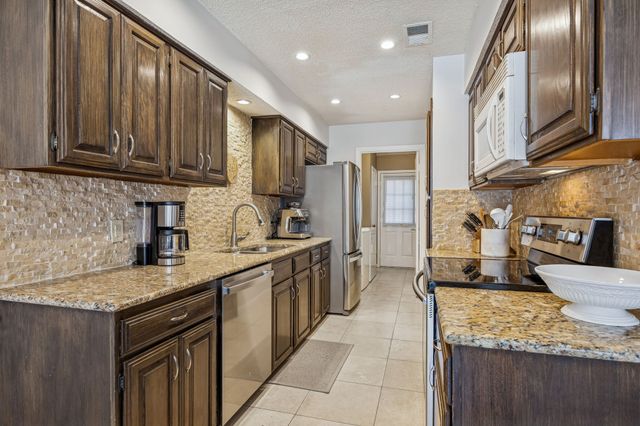 2204 W Park Boulevard 2301, Plano, TX 75075