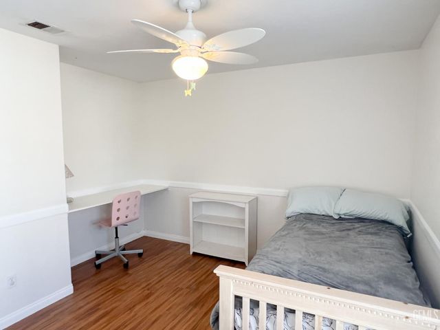 5004 Sioux Place, Bakersfield, CA 93312