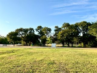 3726 Bayside Street, Dallas, TX 75212