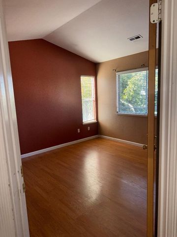 1823 Broadway Drive, Salinas, CA 93906