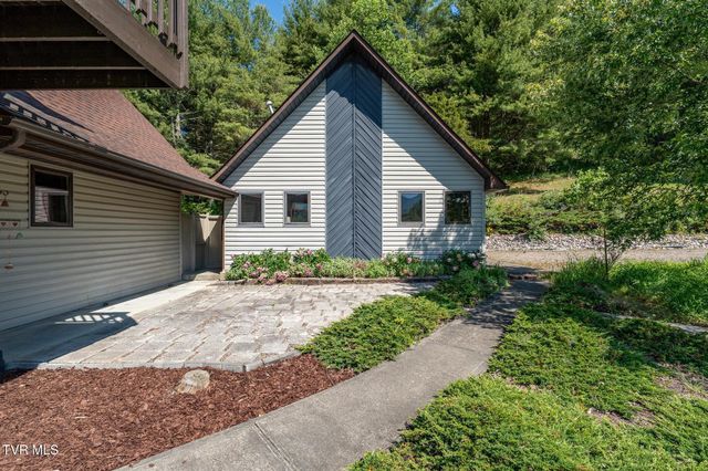 336 Mack Branch Road, Mountain City, TN 37683