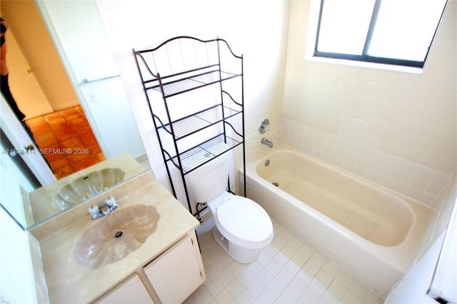 1221 SW 124th Ct 26-E, Miami, FL 33184