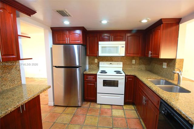 1221 SW 124th Ct 26-E, Miami, FL 33184