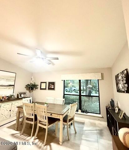10413 BIGTREE Circle E 10413, Jacksonville, FL 32257