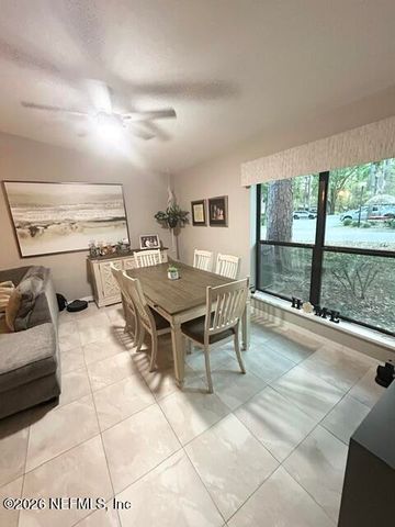 10413 BIGTREE Circle E 10413, Jacksonville, FL 32257
