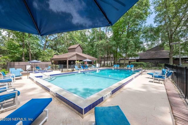 10413 BIGTREE Circle E 10413, Jacksonville, FL 32257