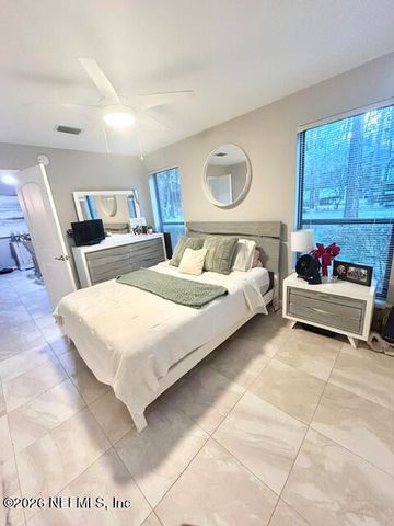 10413 BIGTREE Circle E 10413, Jacksonville, FL 32257