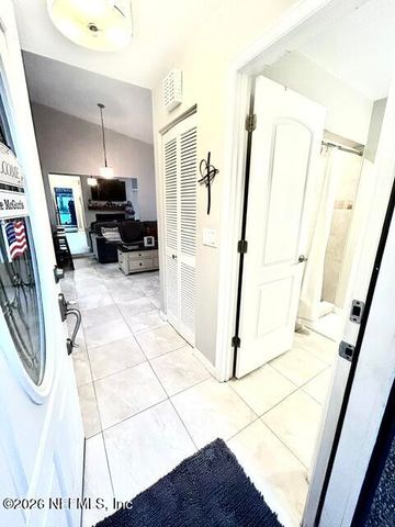 10413 BIGTREE Circle E 10413, Jacksonville, FL 32257