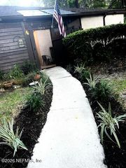 10413 BIGTREE Circle E 10413, Jacksonville, FL 32257