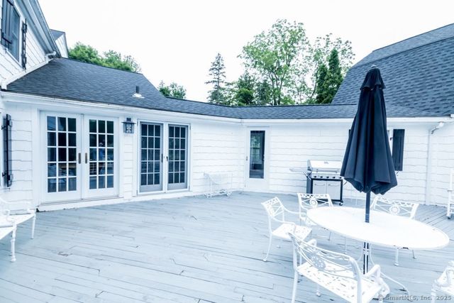 453 Chestnut Hill Road, Glastonbury, CT 06033