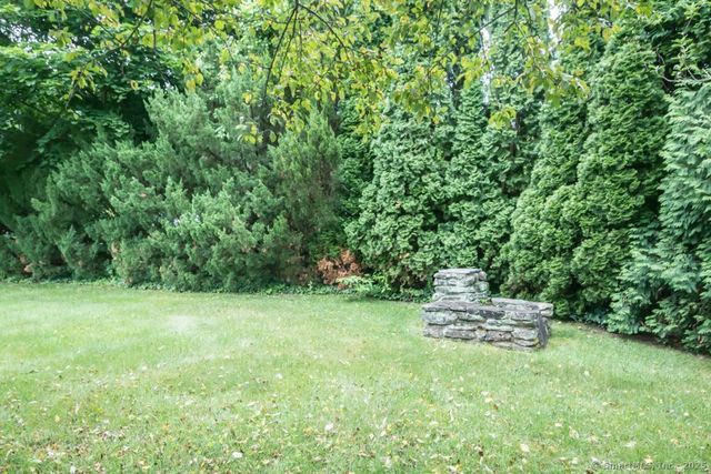 453 Chestnut Hill Road, Glastonbury, CT 06033
