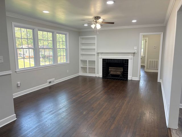 516 Pennwood Drive, Spartanburg, SC 29306