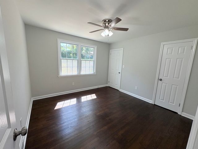 516 Pennwood Drive, Spartanburg, SC 29306