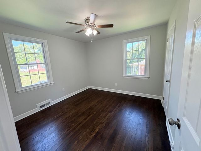 516 Pennwood Drive, Spartanburg, SC 29306