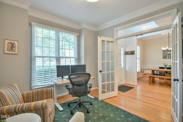 112 Dairy Court, Chapel Hill, NC 27516