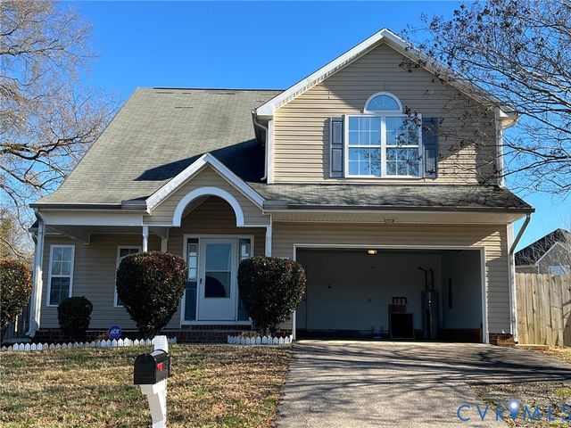 3802 Jamestown Dr, Hopewell, VA 23860