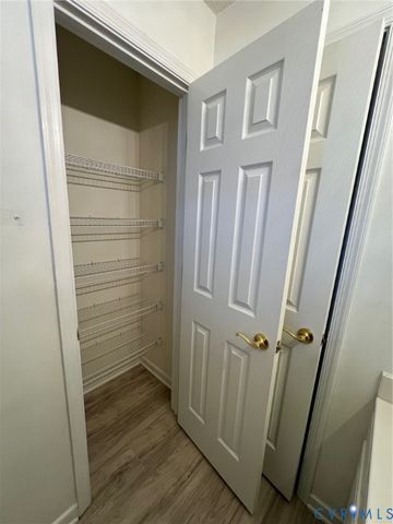 3802 Jamestown Dr, Hopewell, VA 23860