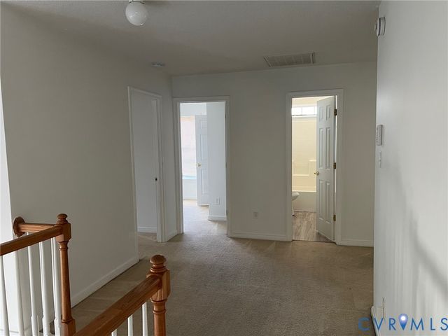 3802 Jamestown Dr, Hopewell, VA 23860