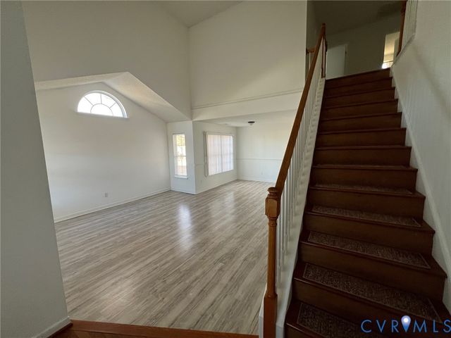 3802 Jamestown Dr, Hopewell, VA 23860