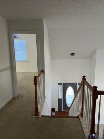 3802 Jamestown Dr, Hopewell, VA 23860