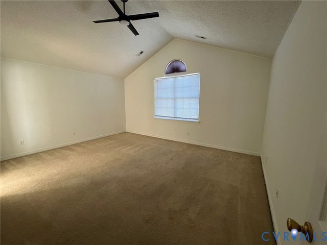 3802 Jamestown Dr, Hopewell, VA 23860