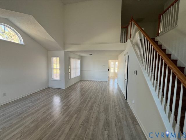 3802 Jamestown Dr, Hopewell, VA 23860