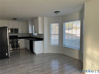 3802 Jamestown Dr, Hopewell, VA 23860