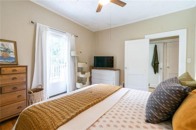 1216 N Highland Avenue NE, Atlanta, GA 30306