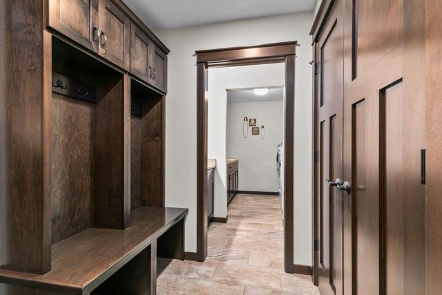 2712 W FALLEN OAK DRIVE, Appleton, WI 54913