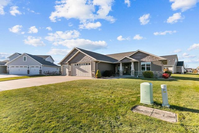 2712 W FALLEN OAK DRIVE, Appleton, WI 54913