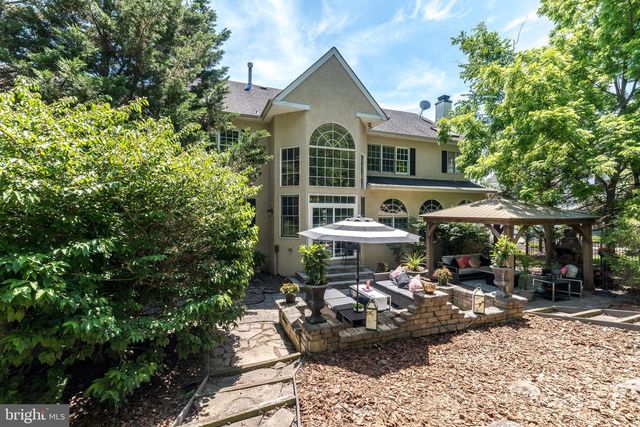103 BAILEY DR, North Wales, PA 19454