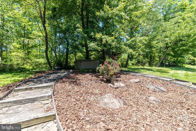 103 BAILEY DR, North Wales, PA 19454