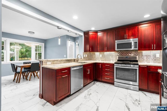 175 Manning Avenue, River Edge, NJ 07661