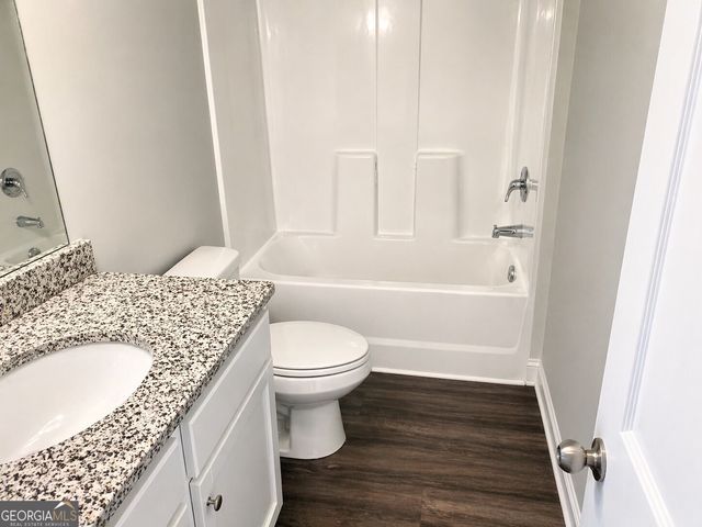 373 Oakwood Drive NW 53, Milledgeville, GA 31061
