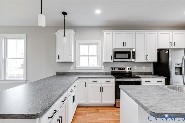 2704 Selden St, Richmond, VA 23223