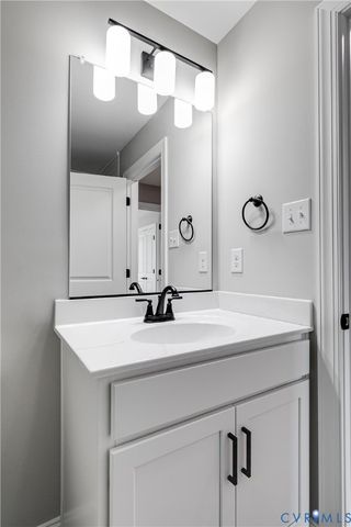 2704 Selden St, Richmond, VA 23223